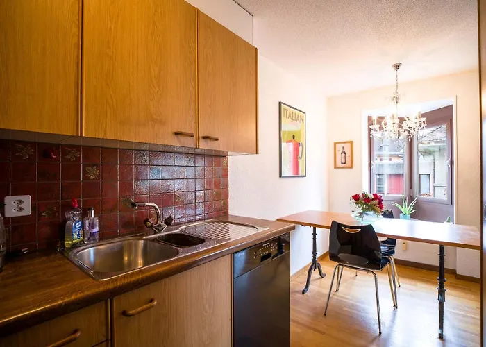 Flat - Balcony & Bundeshaus View * Bern