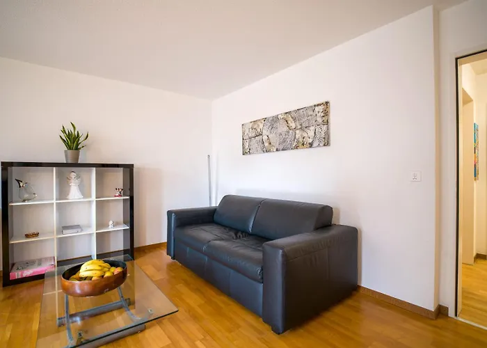 Flat - Balcony & Bundeshaus View * Bern