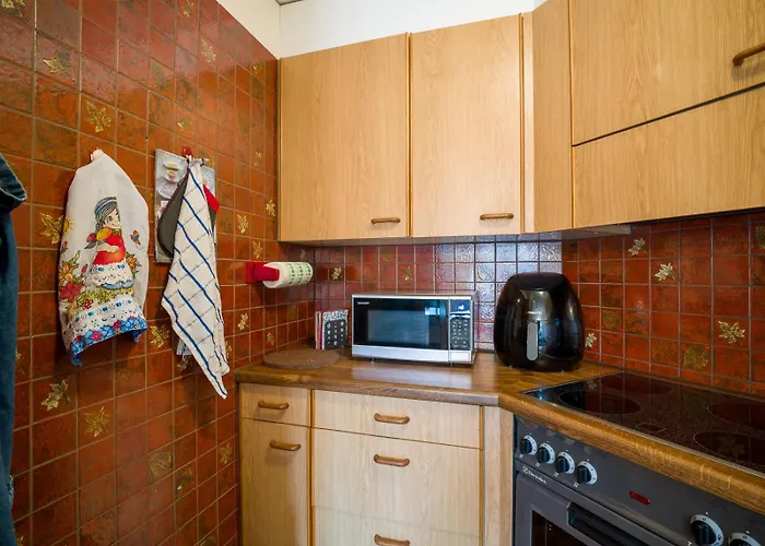 Flat - Balcony & Bundeshaus View *