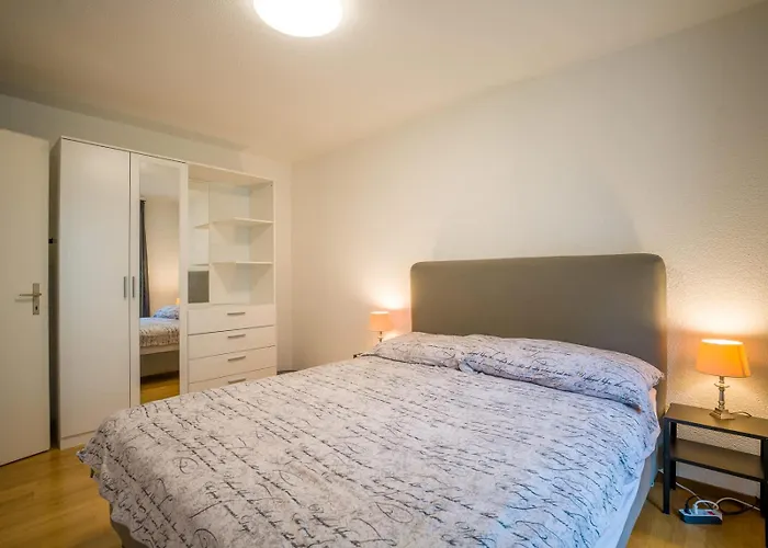 Apartment Flat - Balcony & Bundeshaus View